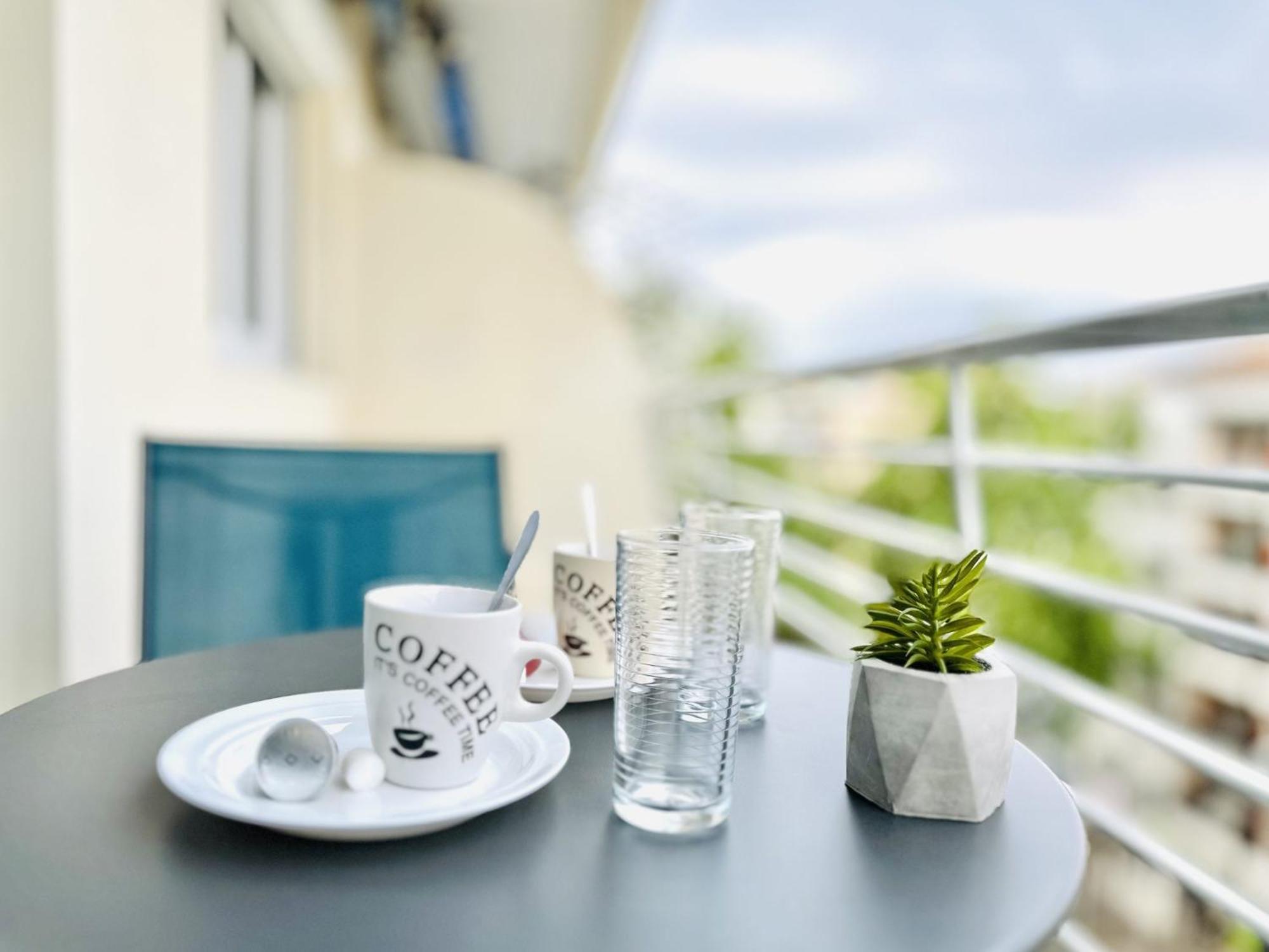 Appartement Le Royal Carnot - - Centre Terrasse Cannes