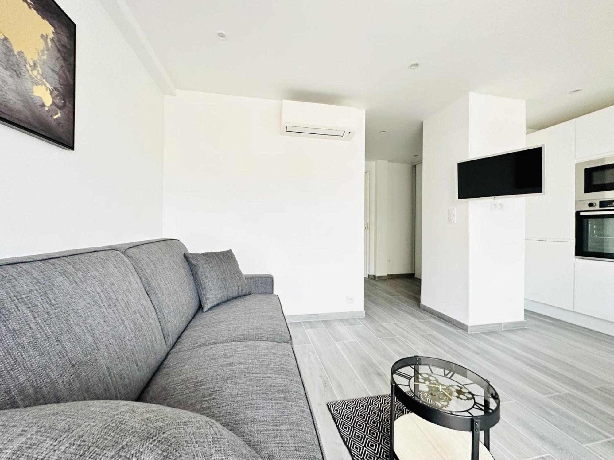 Appartement Le Royal Carnot - - Centre Terrasse Cannes