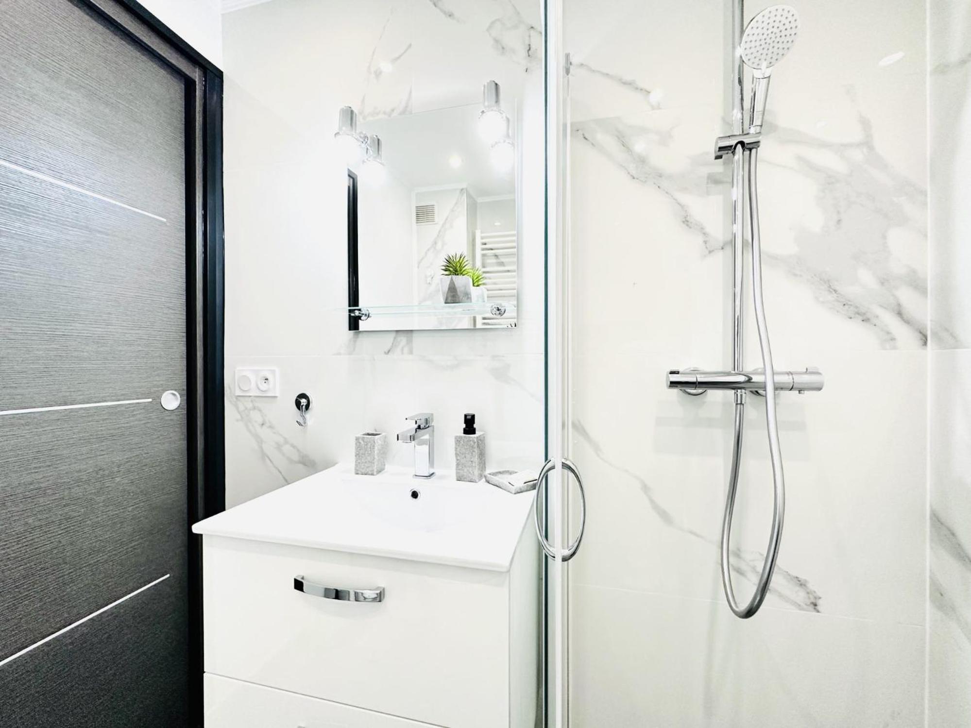 Appartement Le Royal Carnot - - Centre Terrasse *